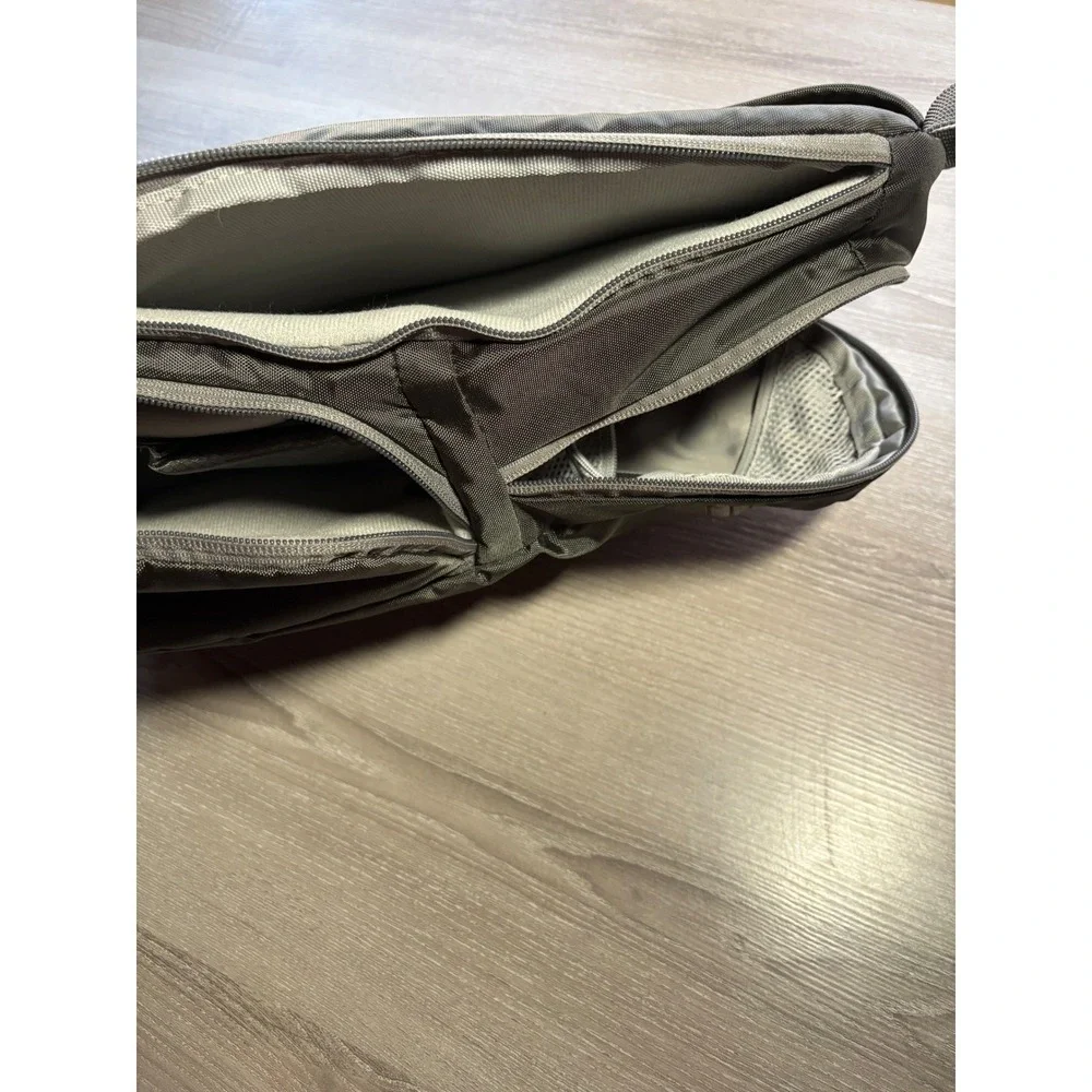 Lowepro Camera Sling Bag Crossbody Backpack Padded Gear Case Small Spot Gorpcore